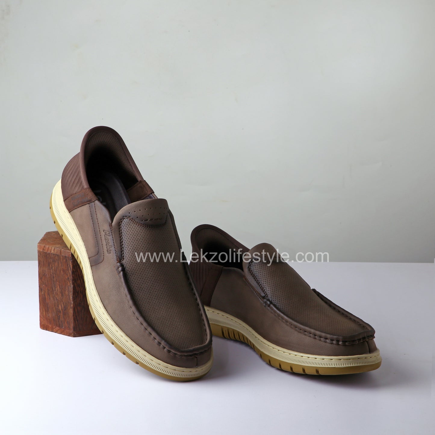 Lekzo Slipin Shoes- Brown