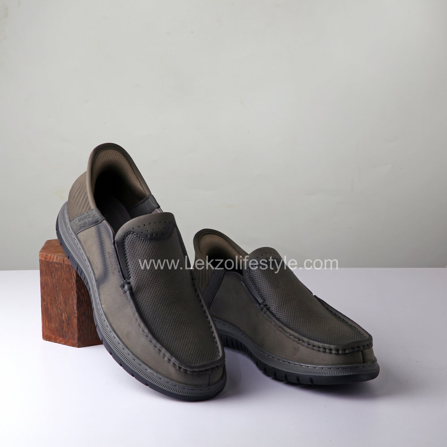 Lekzo Slipin Shoes- Grey