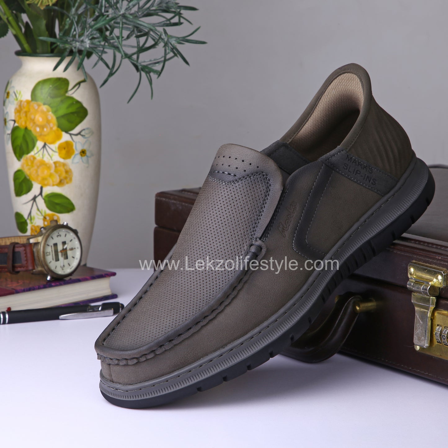Lekzo Slipin Shoes- Grey